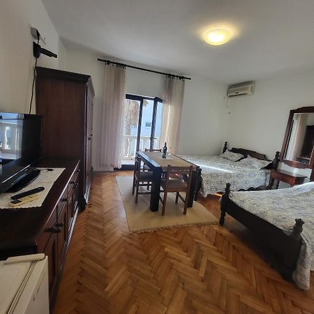 Studio Apartman Sa Pogledom Na More Meljine Bagian luar foto