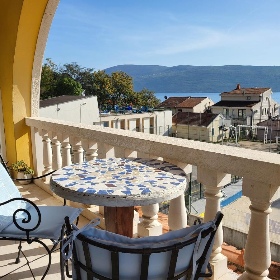 Studio Apartman Sa Pogledom Na More Meljine Bagian luar foto